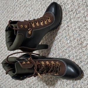 Shoedazzle Lug Sole Heeled Boots